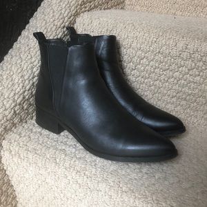 Frank and Oak Booties!